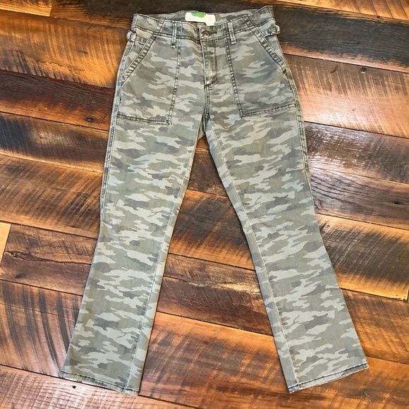 Anthropologie Pilcro Camo Utility Pants Women’s 25 Slim Straight Olive Green - Picture 2 of 7